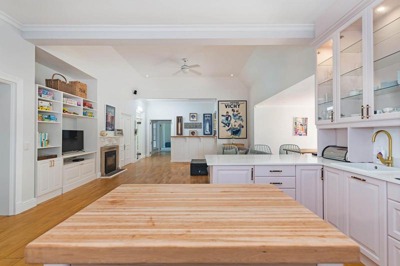 To Let 4 Bedroom Property for Rent in Steenberg Estate Western Cape